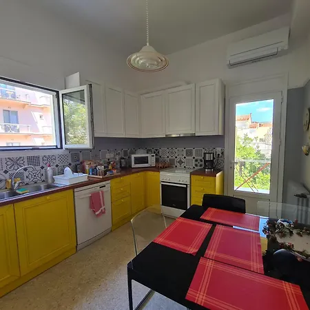 Marichris's Place Apartment