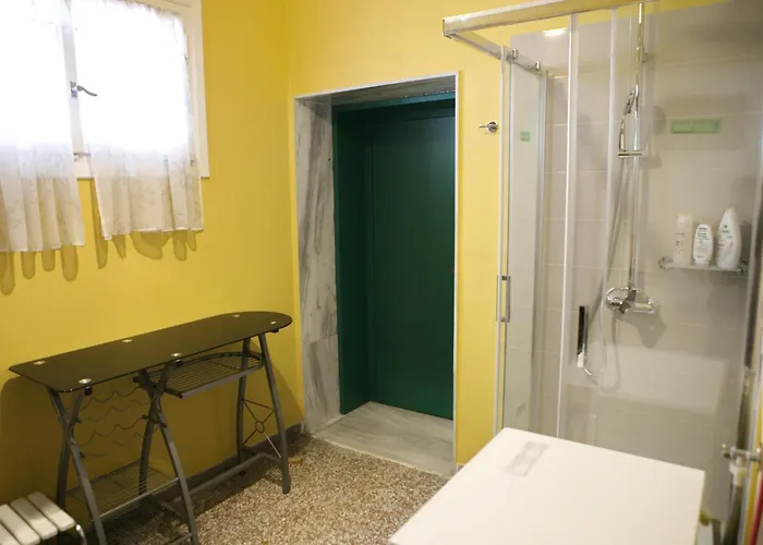 Marichris's Place Apartment *