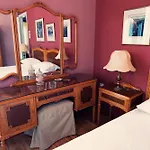 Marichris's Place Apartamento